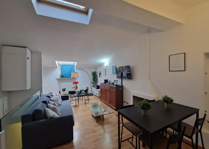 Salmini Porta Romana Apartment By 101Flats